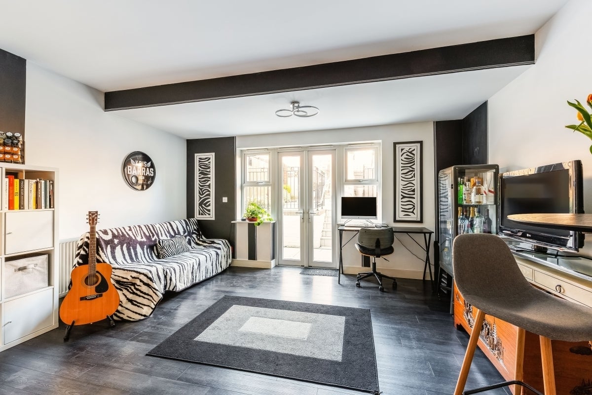 House Olive Close in Horsham