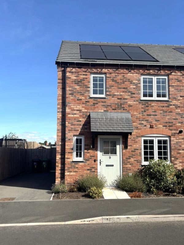 House Old School Close in Amber Valley