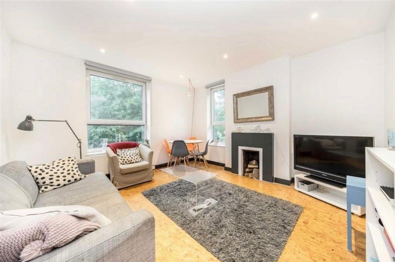 Room Sedan Way in Greater London