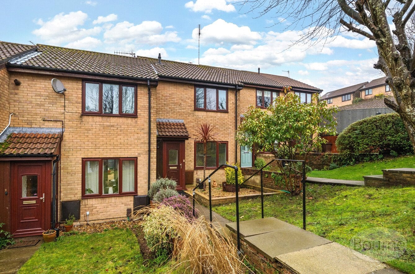 House Derwent Close in East Hampshire