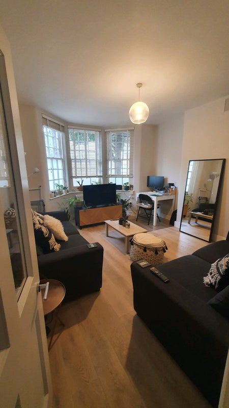 Flat Liverpool Grove in Greater London
