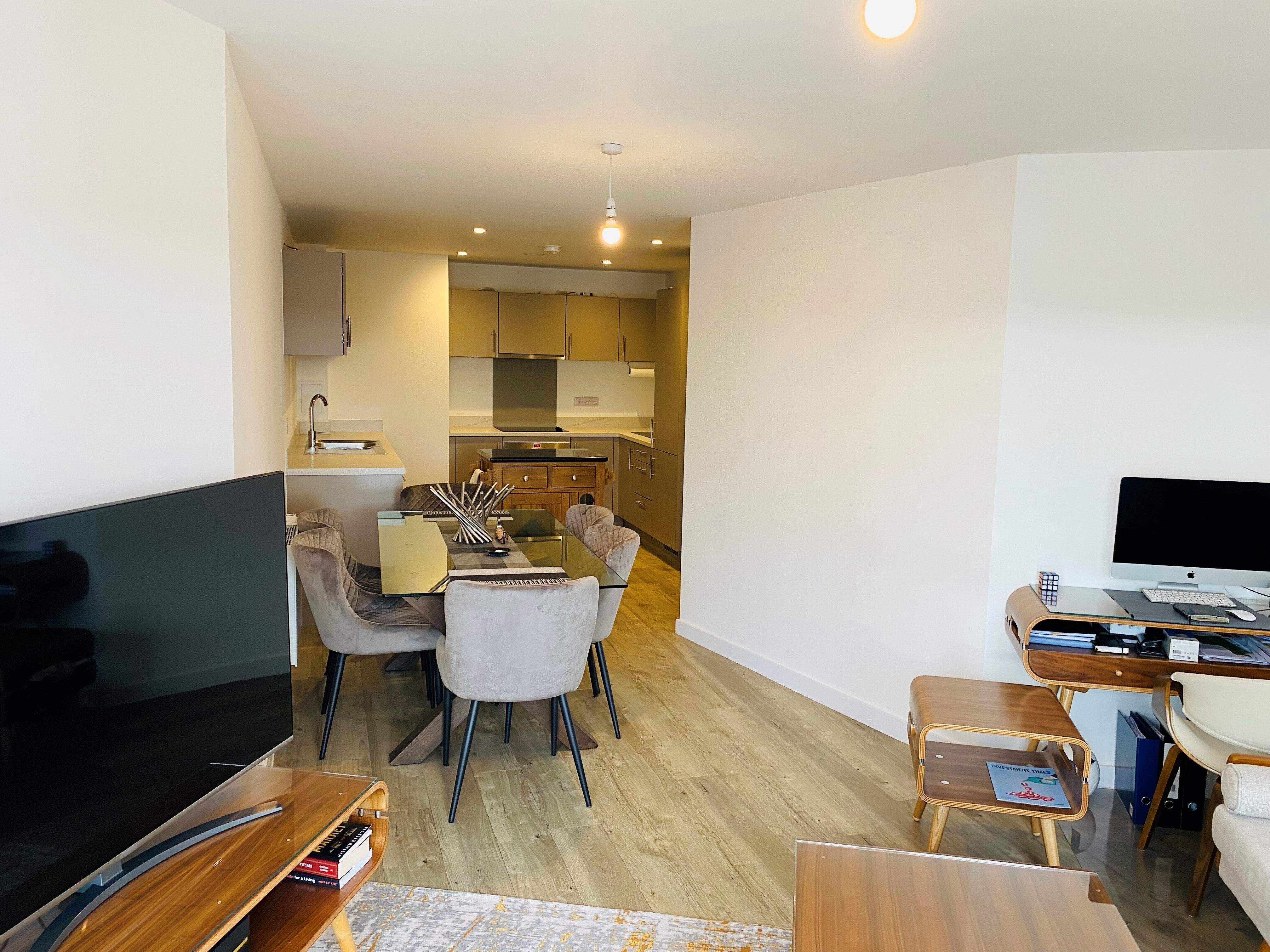 Flat Ifield Road in Crawley