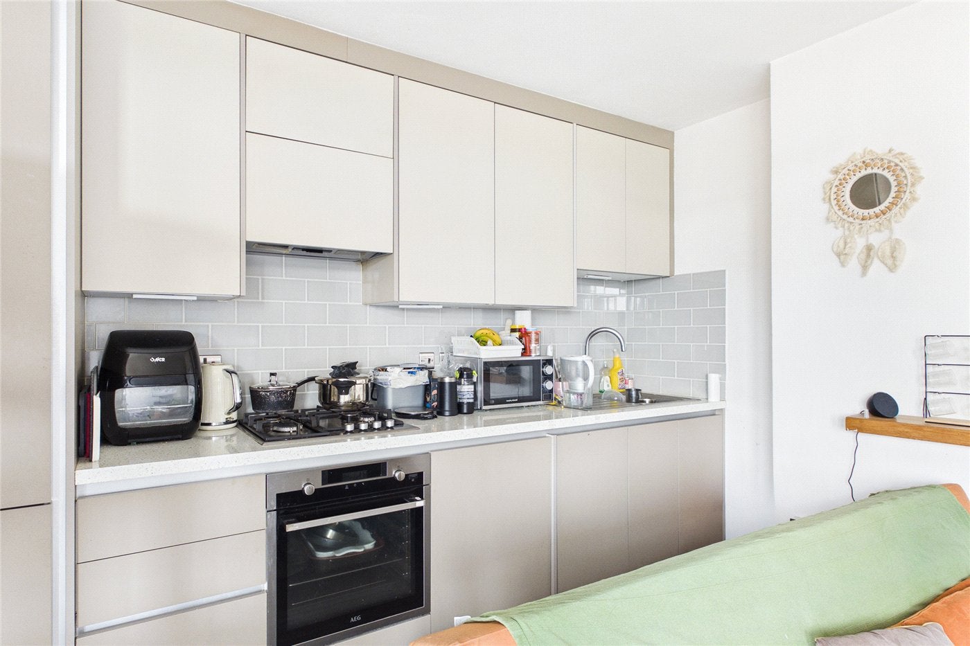 Flat West Drive in Greater London
