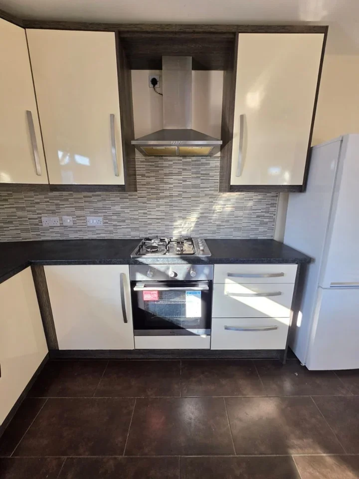 Flat Whippendell Road in Watford