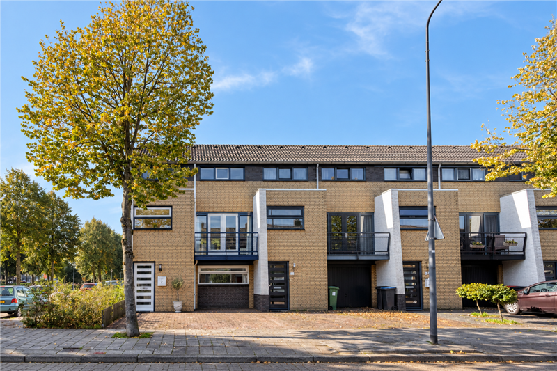 Huis Commissaris Bosch van Drakesteinlaan 2 in Den Bosch