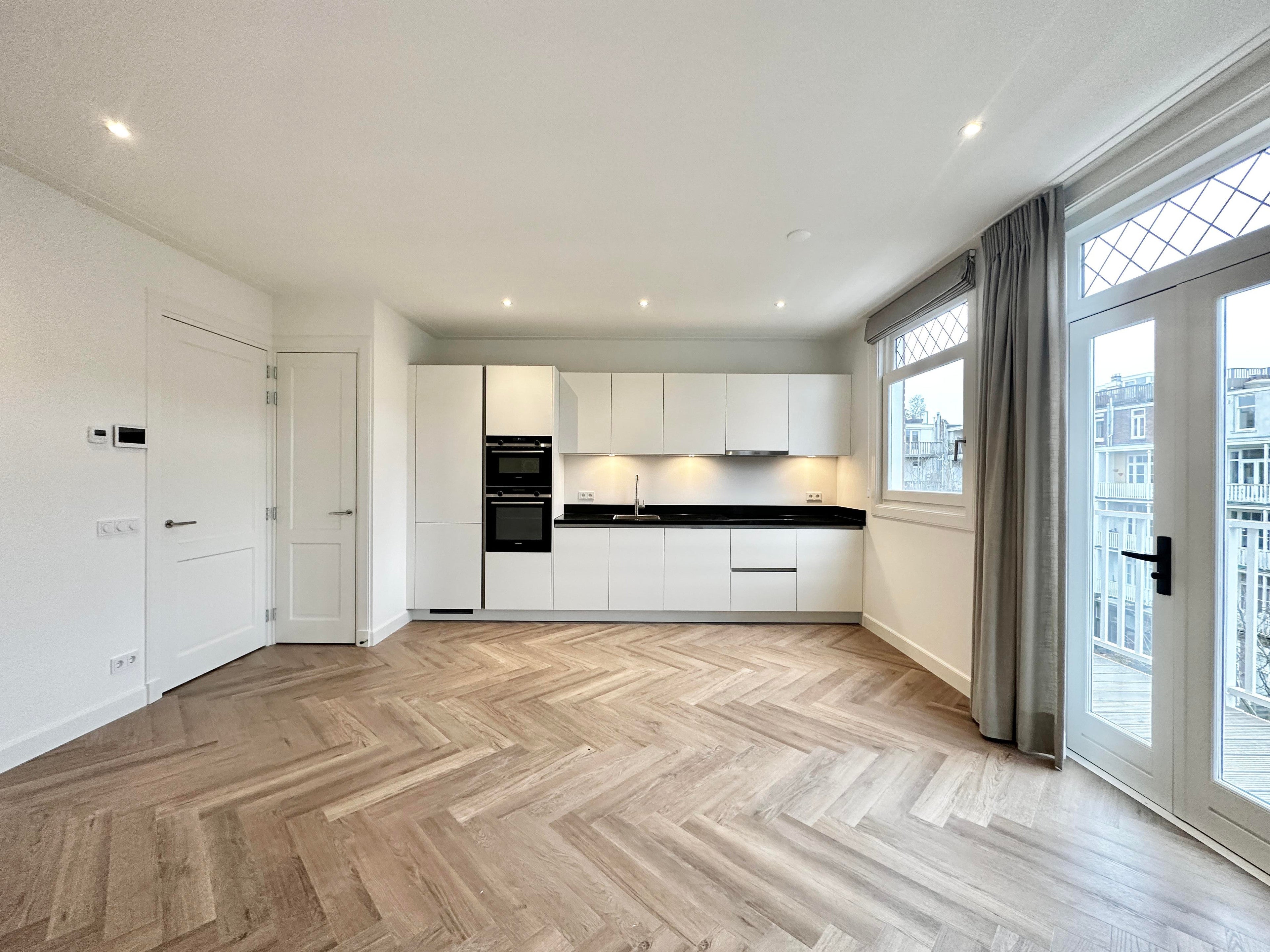 Piso Eerste Helmersstraat en Amsterdam