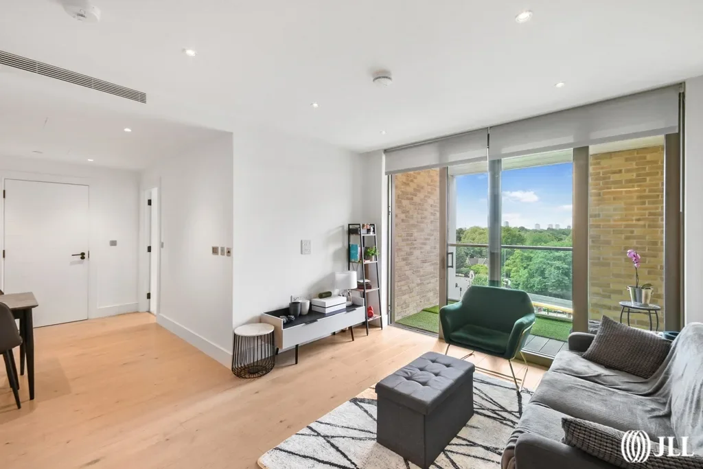 Flat Palmer Road in Greater London