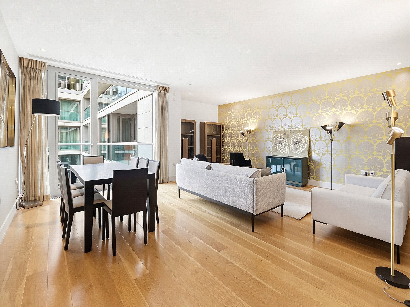 Flat Knightsbridge in City of Westminster