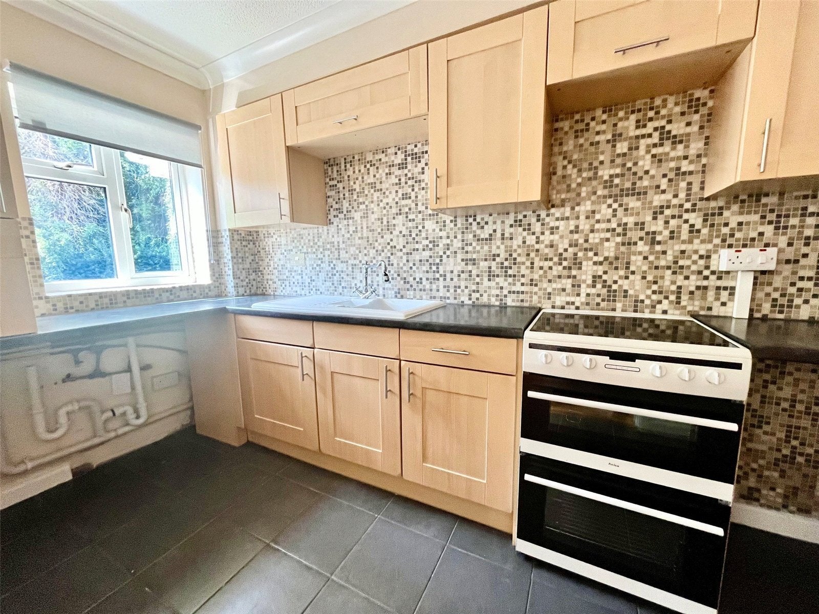 Flat Ash Grove in Chard