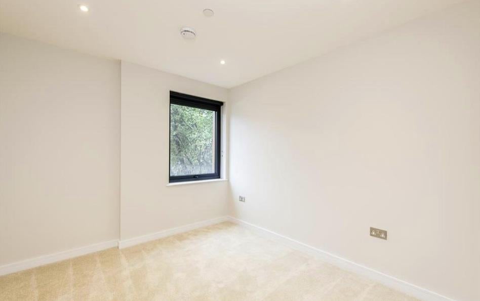 Flat Finchley Road in London