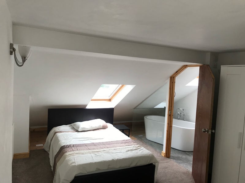 Room Aylesbury Road in Greater London
