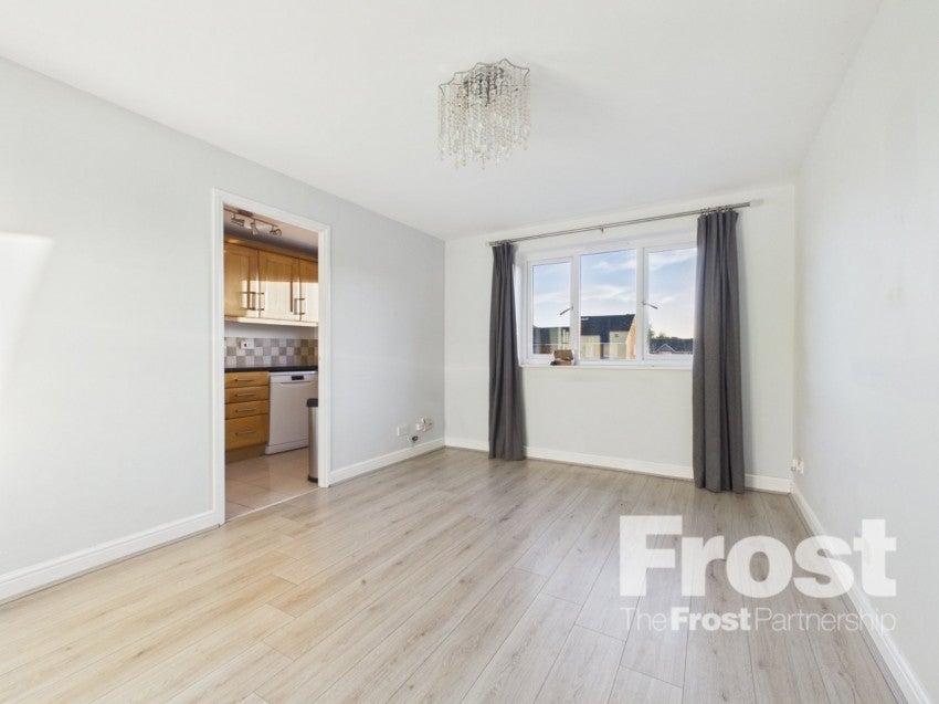 Flat Redford Close in Greater London