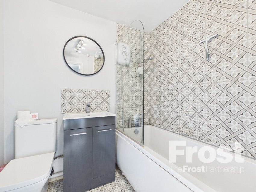 Flat Redford Close in Greater London
