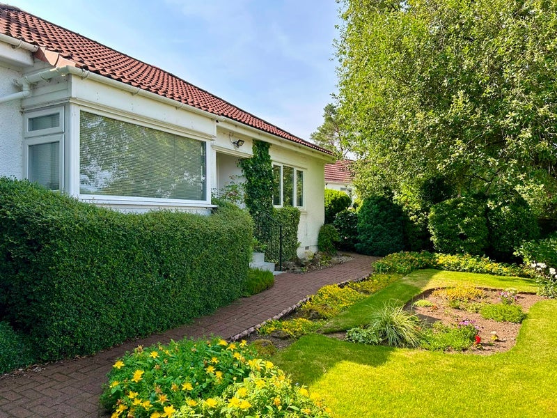 Room Craighlaw Avenue in Waterfoot