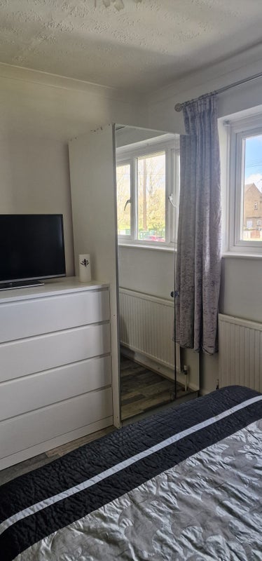 Room Coldnailhurst Avenue in Braintree