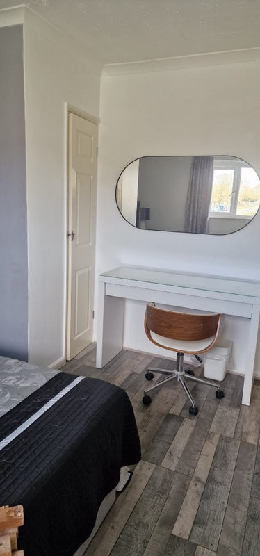 Room Coldnailhurst Avenue in Braintree