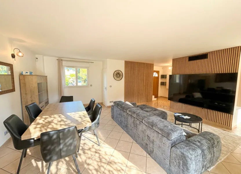 Appartement Chemin de l'École Vieille à La Roquette-sur-Siagne