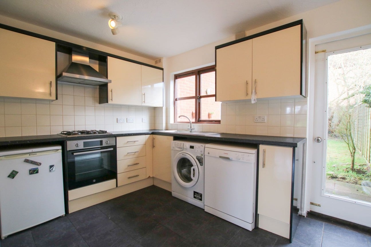 House Deacon Close in Wokingham