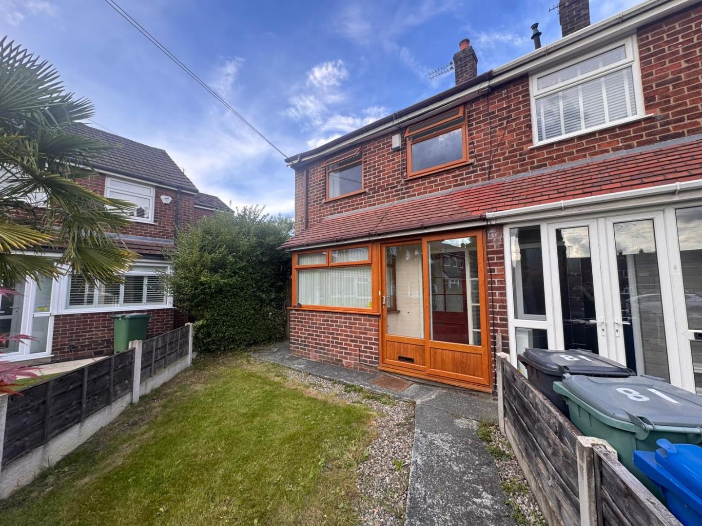 House Blenmar Close in Radcliffe
