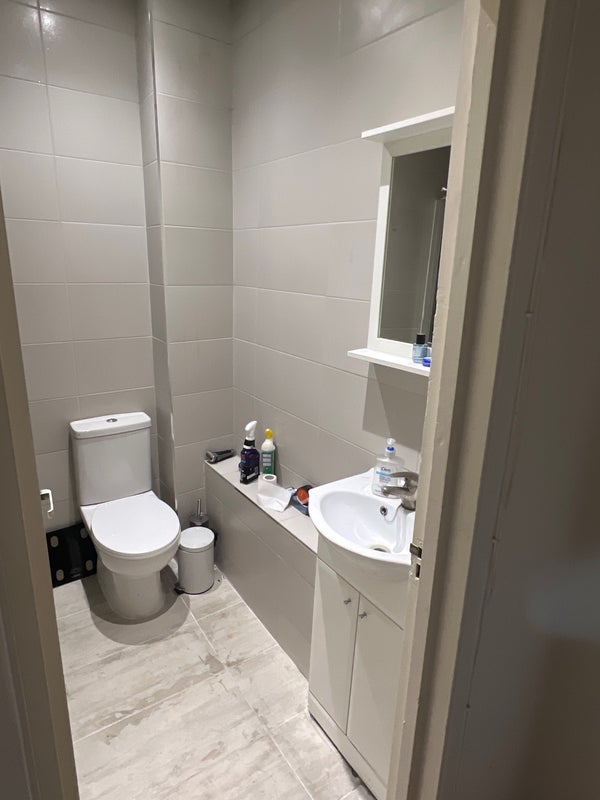 Room Northcote Road in Greater London