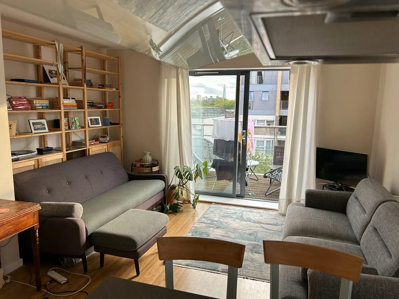 Room Rushton Walk in Greater London