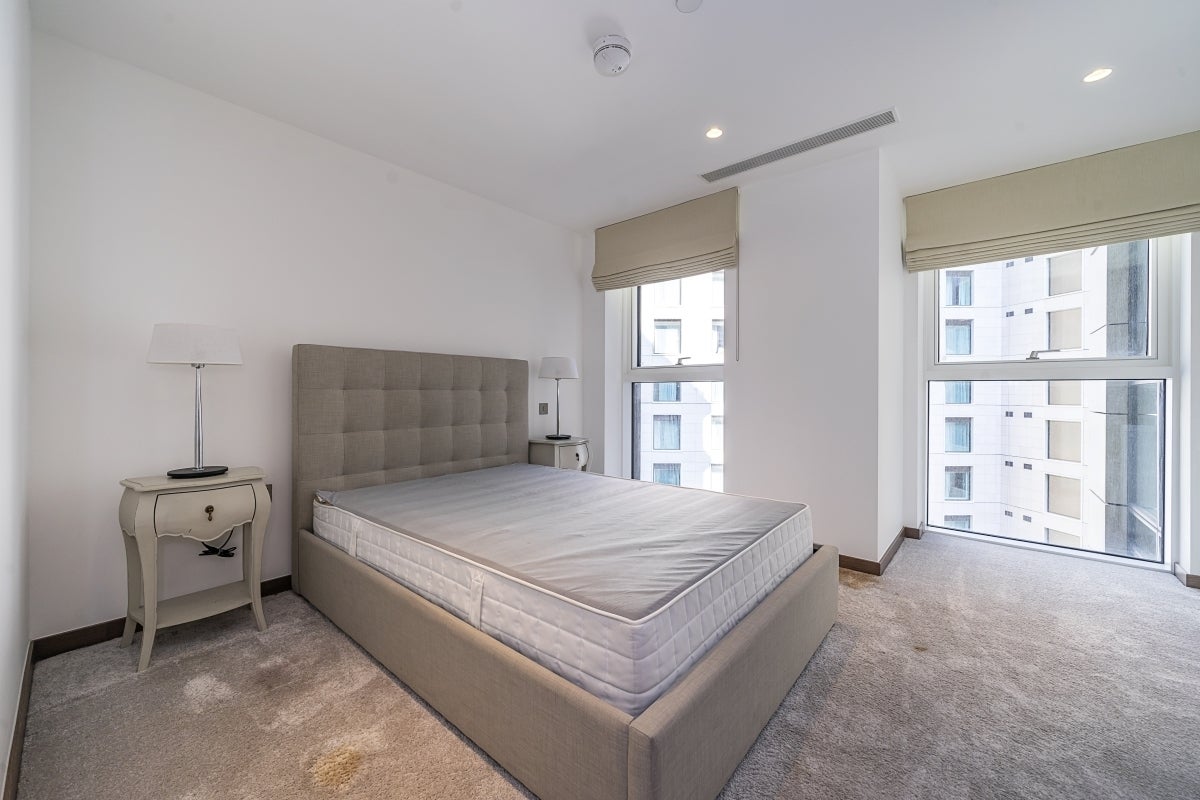 Flat Rosewood Walk in City of Westminster