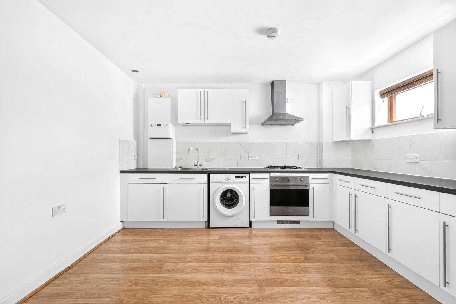 Flat Benyon Road in Greater London