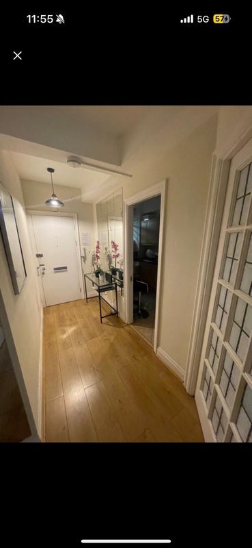 Room Porchester Road in City of Westminster