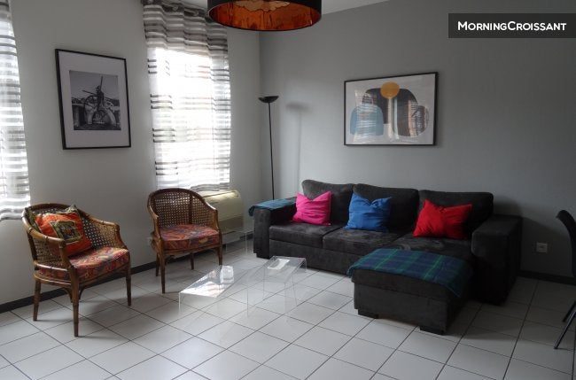 Flat Rue Adolphe Coll in Toulouse
