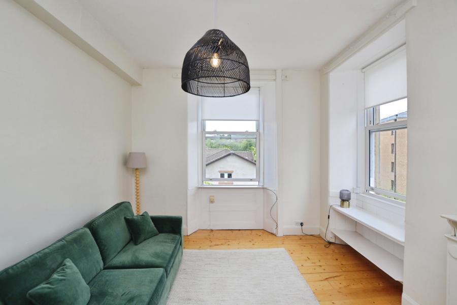 Flat Albert Street in City of Edinburgh