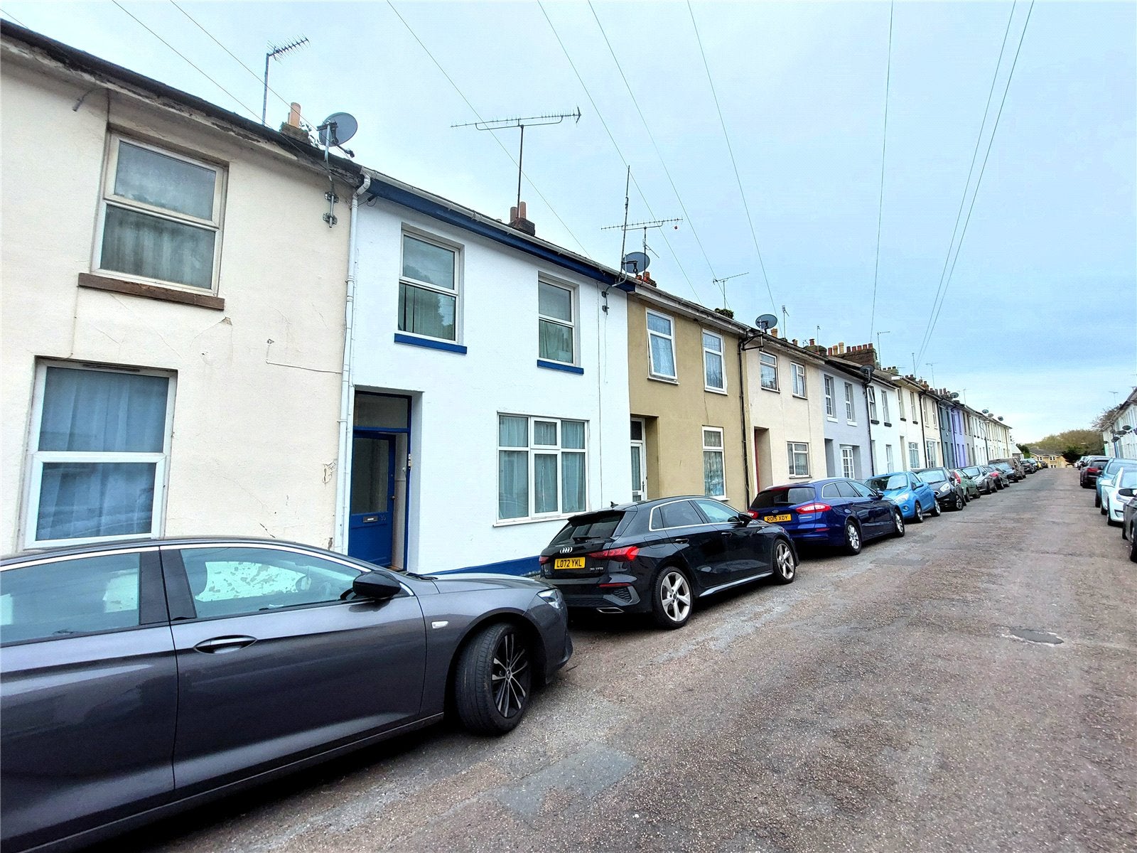 Flat Parkfield Road in Torquay