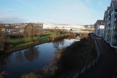 Flat Prince Apartments in Bonymaen