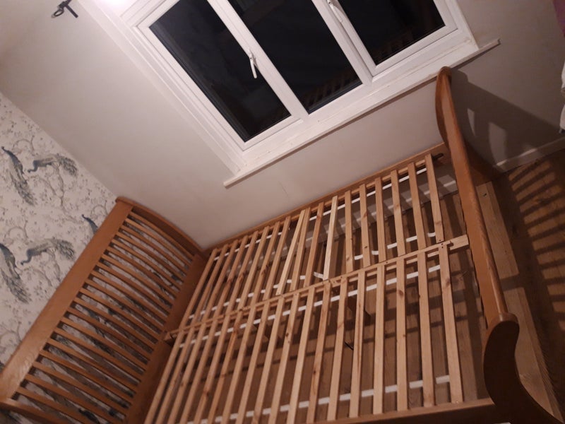 Room Silverdale Avenue in Salford