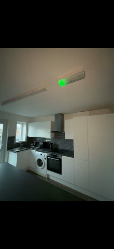 Room Wimborne Road in Bournemouth