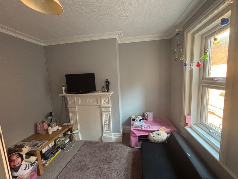 Room Wimborne Road in Bournemouth