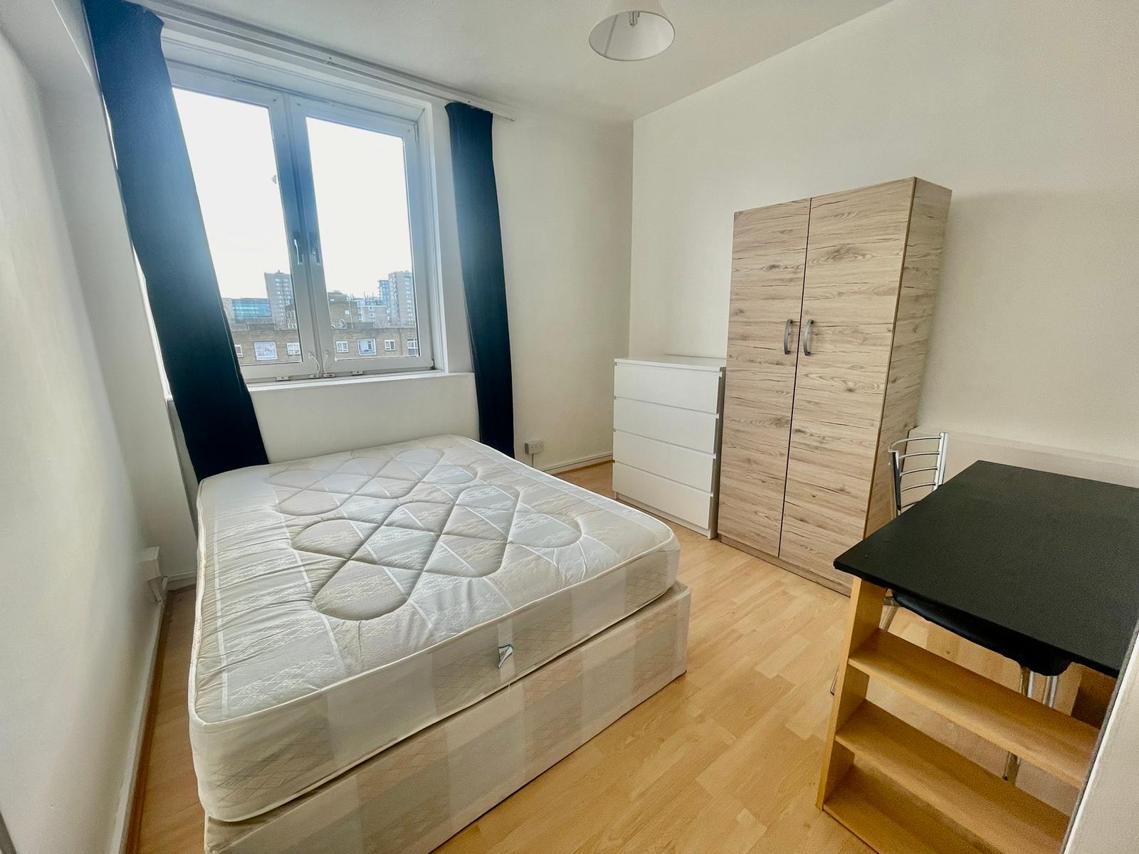 Flat Augustus Street in Greater London