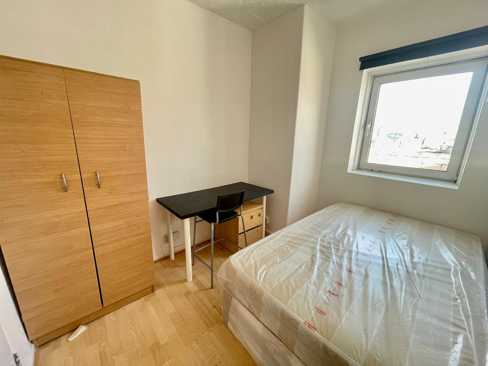 Flat Augustus Street in Greater London
