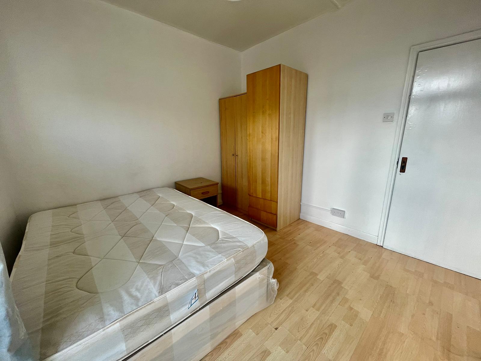 Flat Augustus Street in Greater London