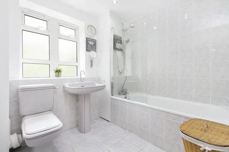 Flat Glazebrook Close in Greater London