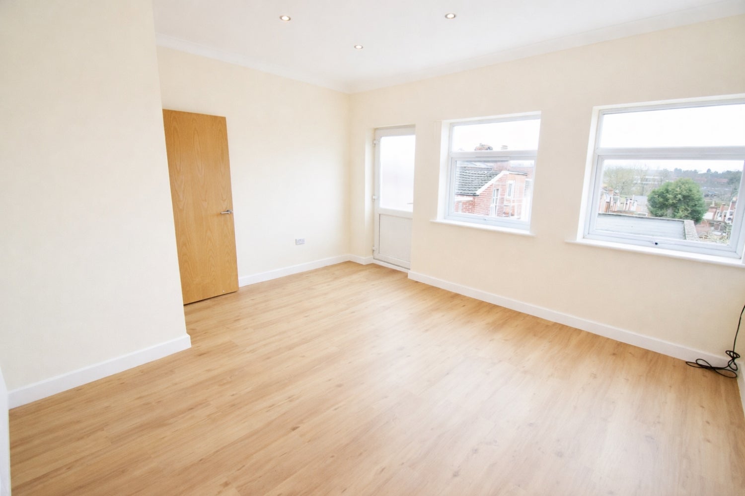 Flat Harding Terrace in Northampton