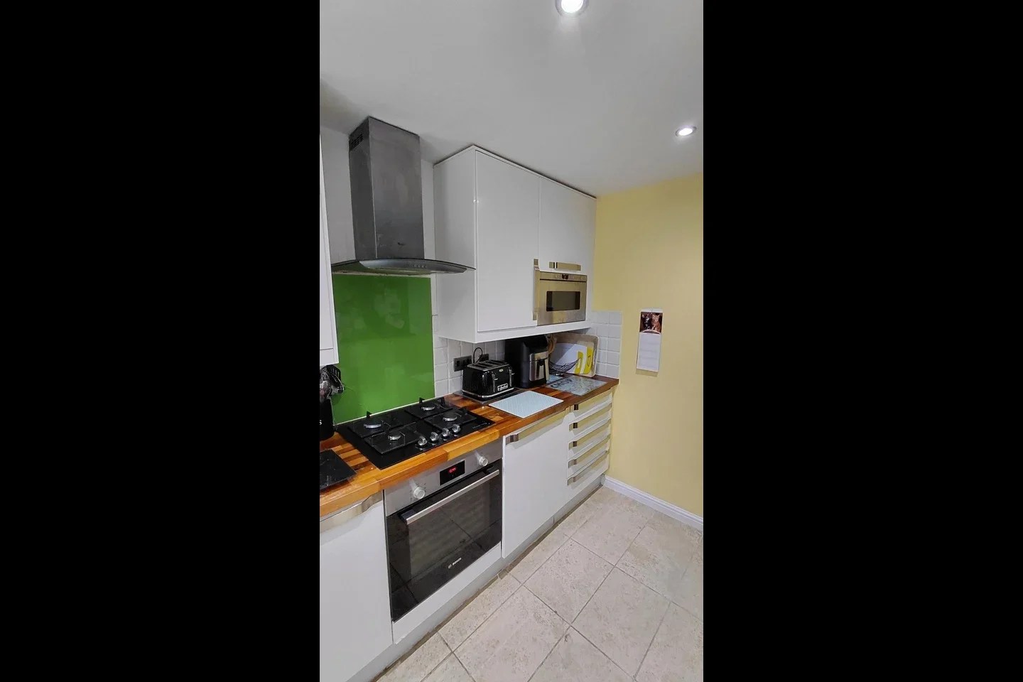 Room Prestwick Close in Luton