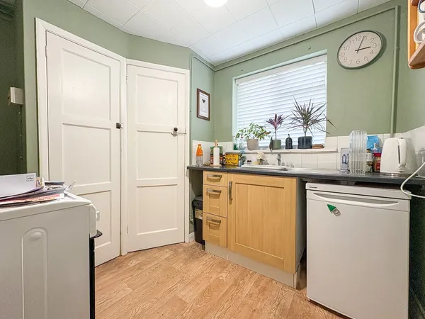 Flat Southmead Close in Wealden