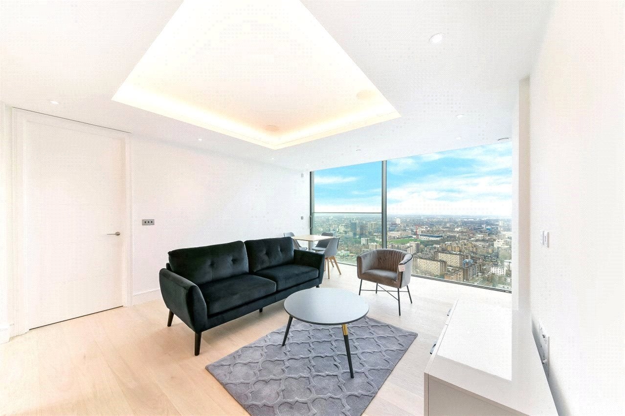 Flat Dingley Road in Greater London