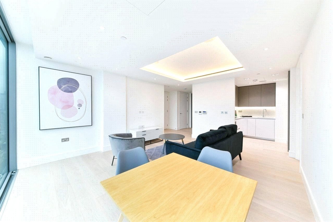 Flat Dingley Road in Greater London