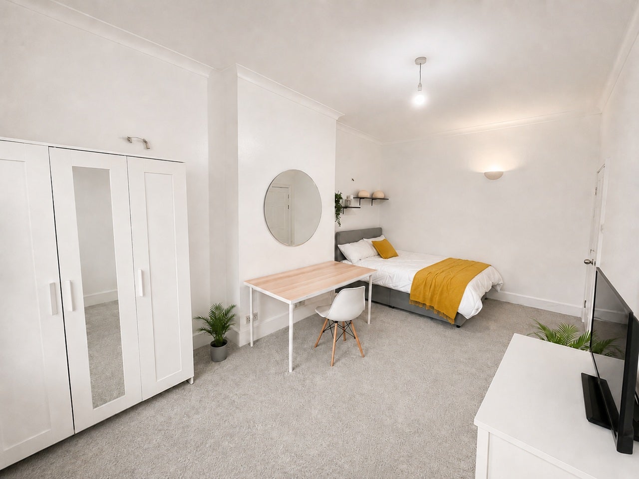 Room Willesden Lane in Greater London