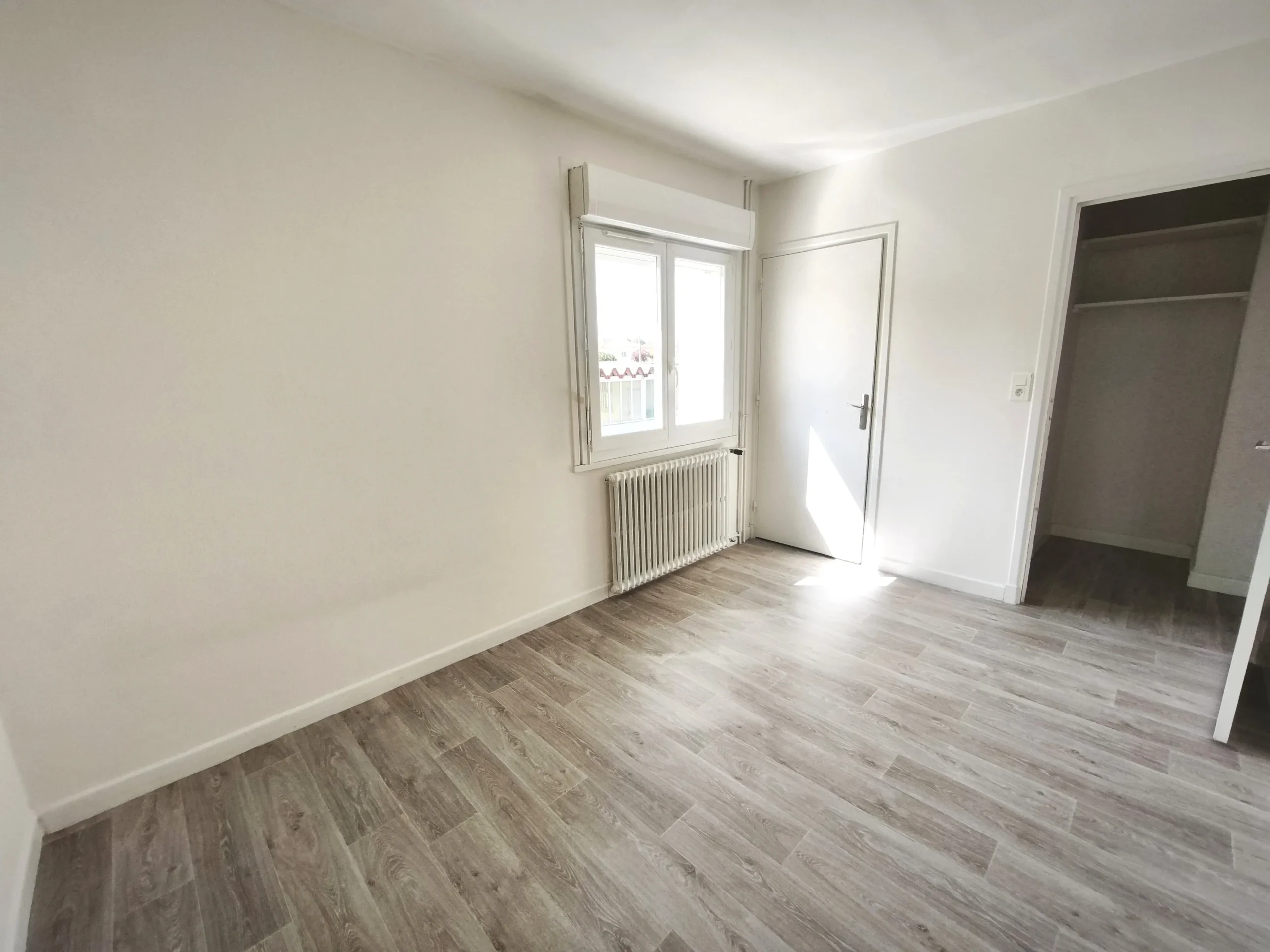 Flat Rue Raymond Poincaré in Riorges