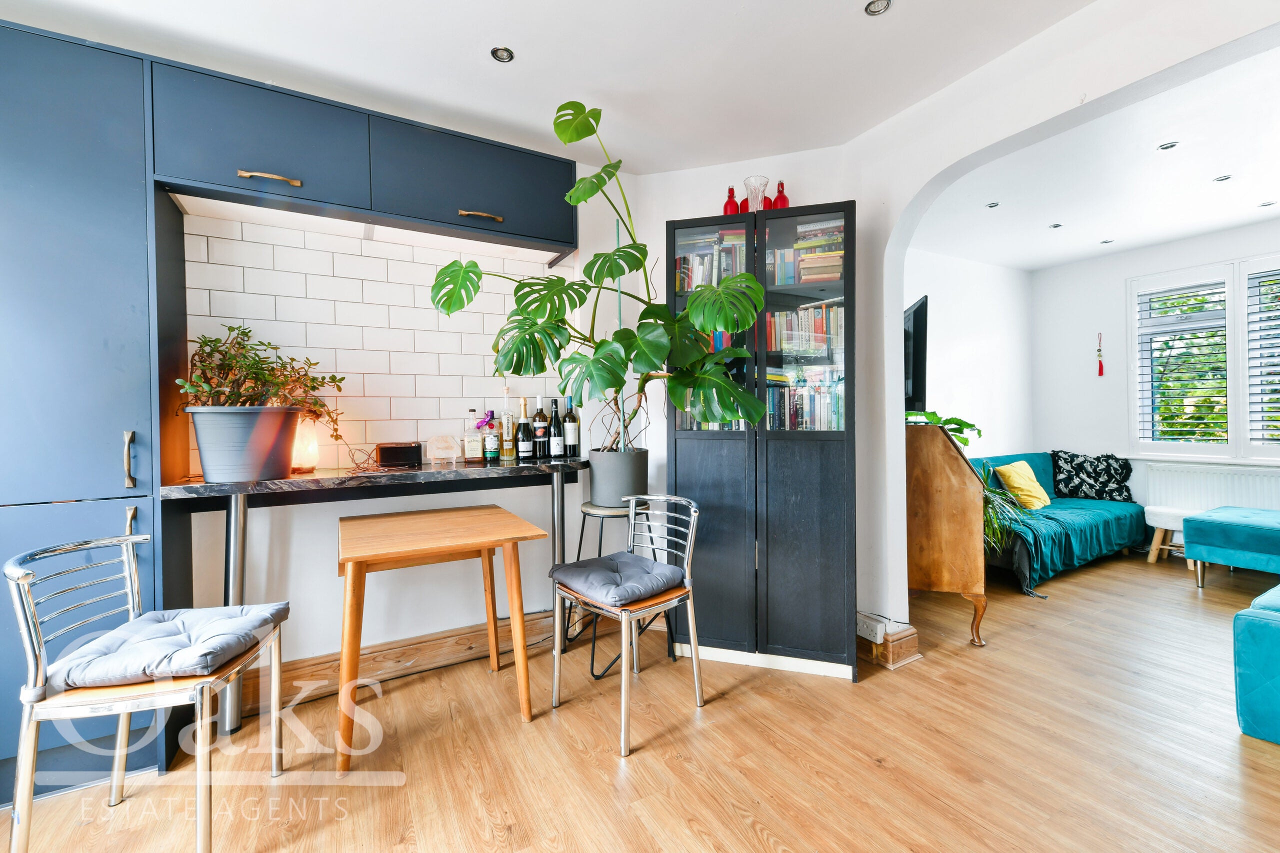 Flat Harrington Road in Greater London