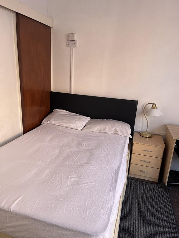 Room Gulson Road in Coventry