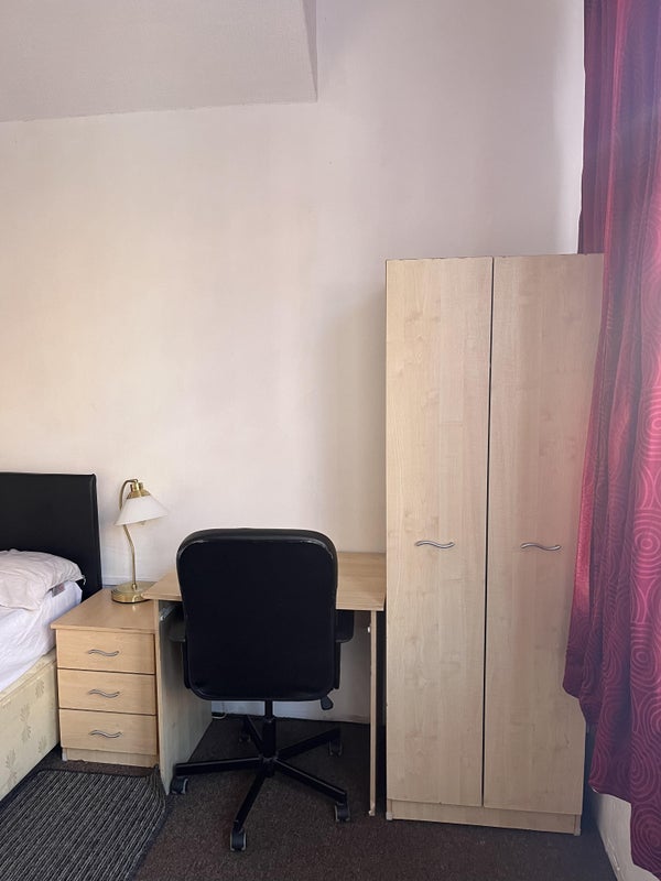 Room Gulson Road in Coventry