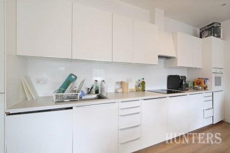 Flat Denmark Hill in Greater London